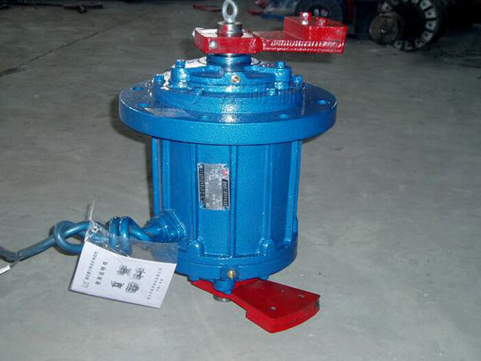 三次元振動篩振動電機(jī)